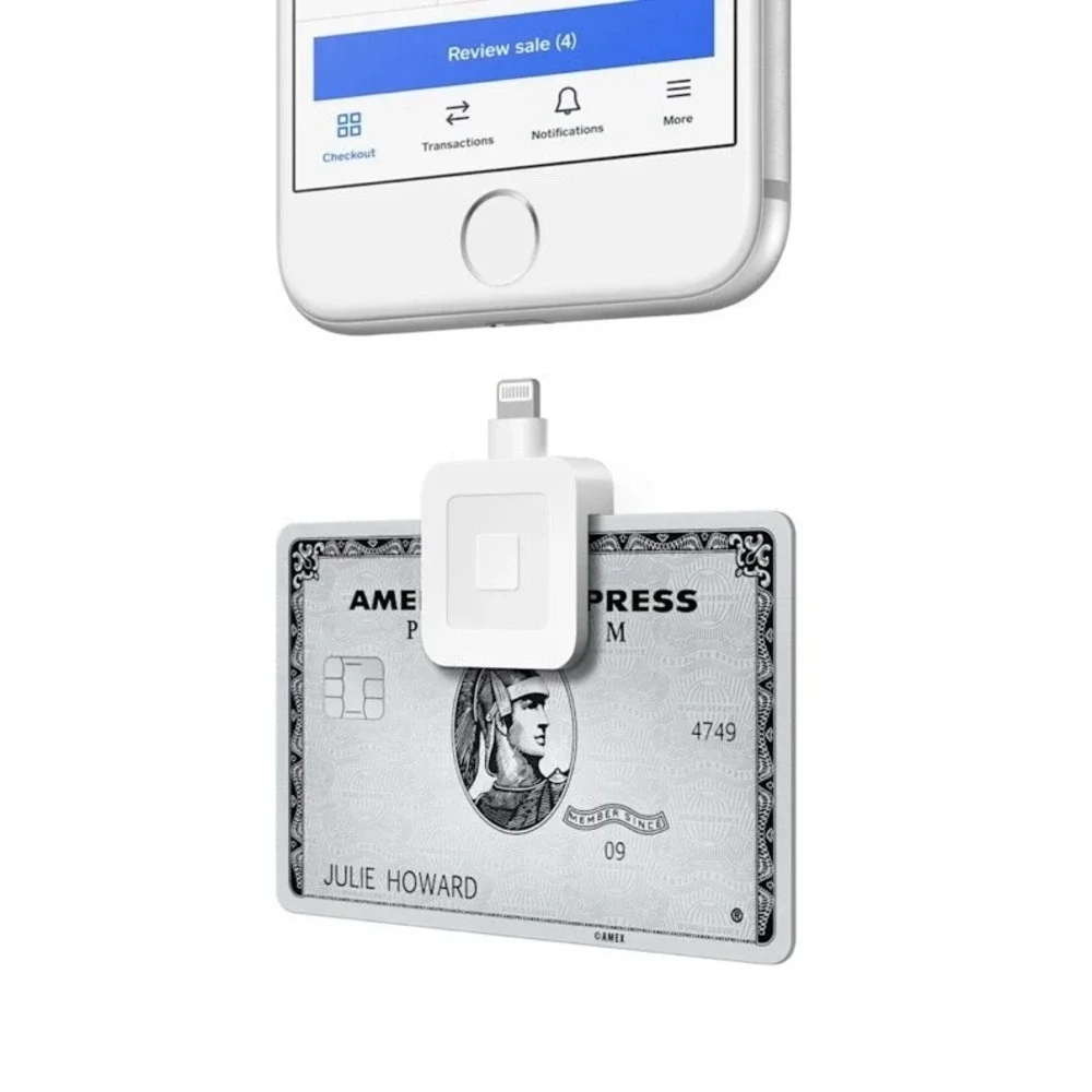 Square Reader for Magstripe Credit Card Scanner Lightning Connector iPad iPhone